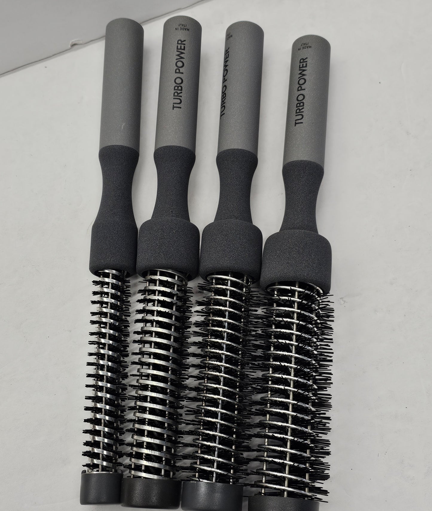 Set of 4 assorted sizes of twister magnesium curl maker brush; turbo power image 0