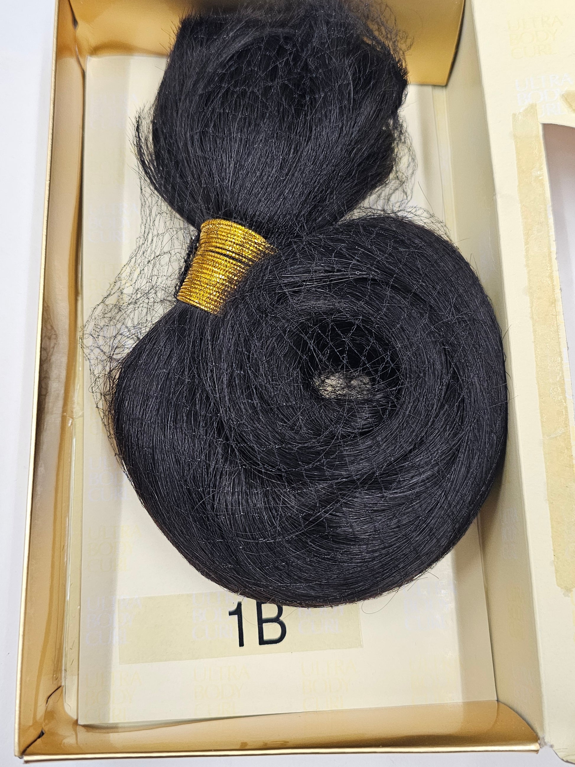 Curly human hair tangle-free ultra body bulk for braiding. image 2