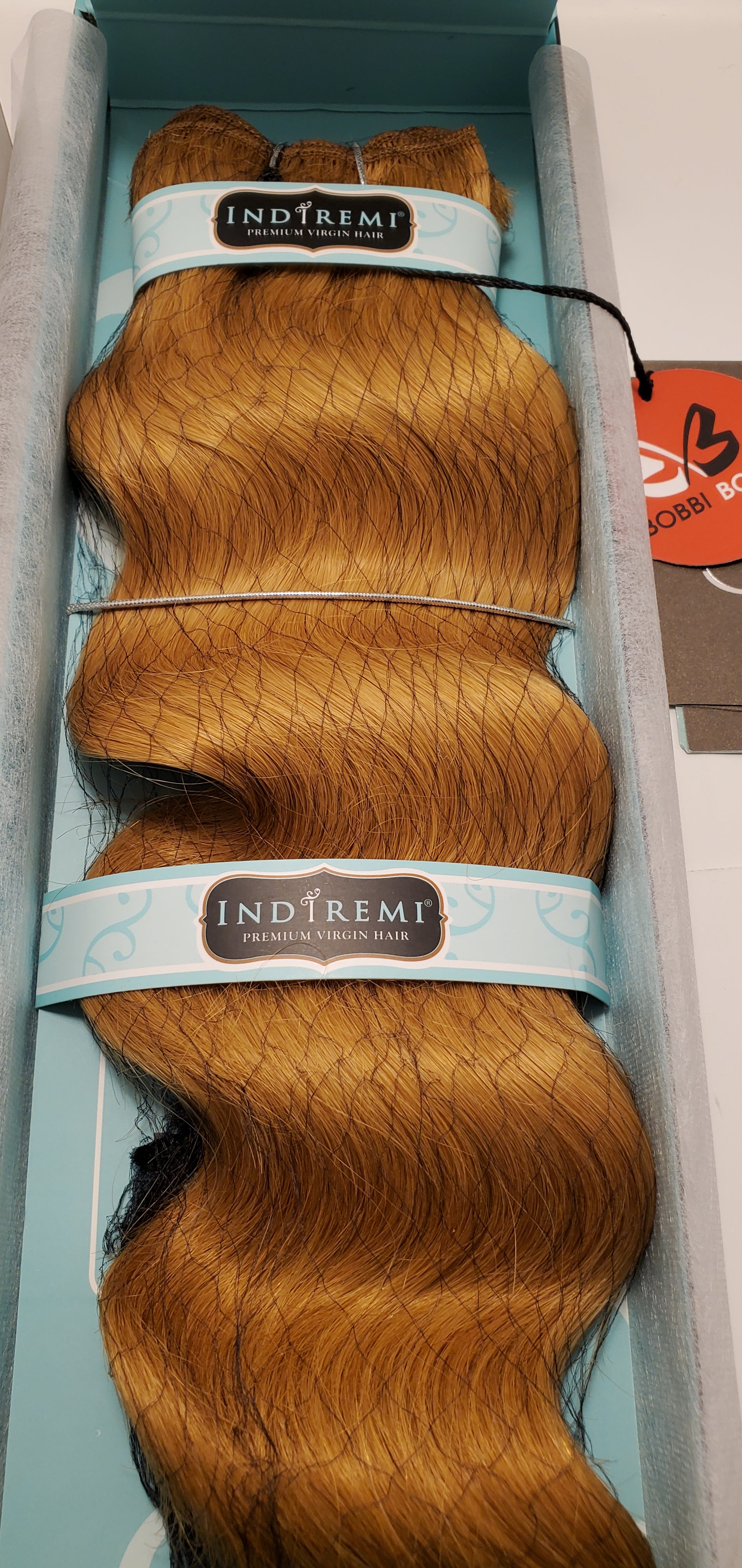Bobbi Boss indi remi premium virgin human hair weave; ocean wave; weft; sew-in image 3
