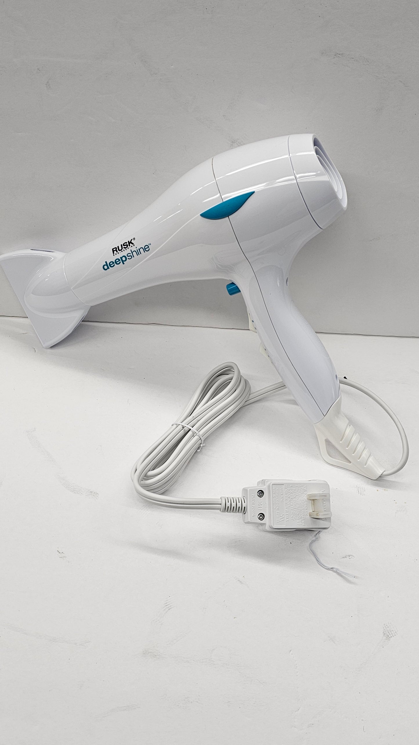 Rusk engineering deepshine hair dryer; 1875 Watts image 3