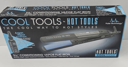 Cool tools 1 1/4 inch conditioning vapor flat iron; model HT7101 image 2