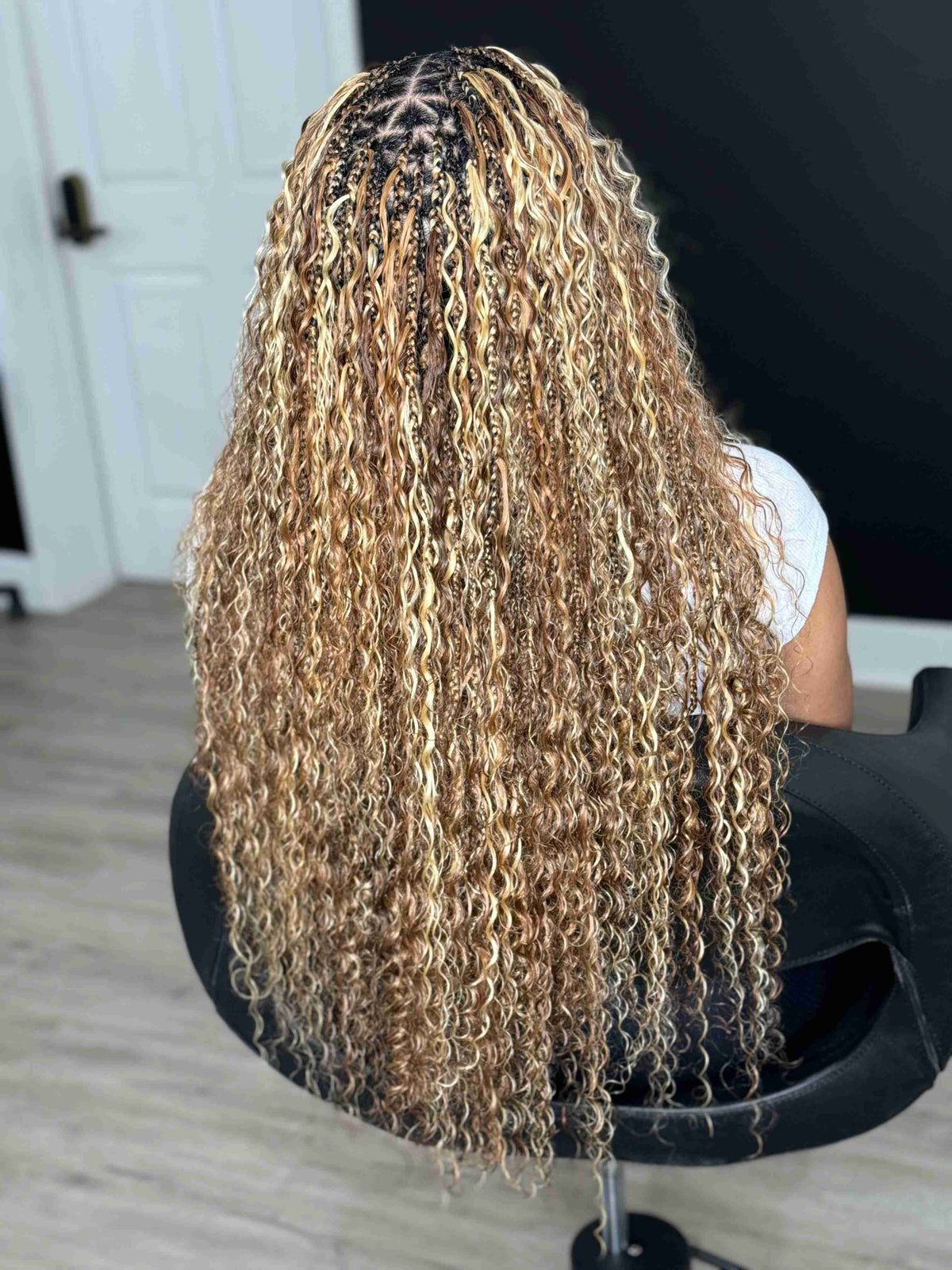 Deep wave human hair bulk for braids styling.