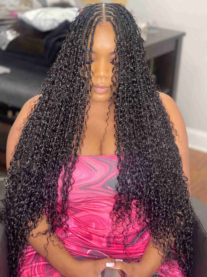 Deep Curls human hair bulk for braids styling.