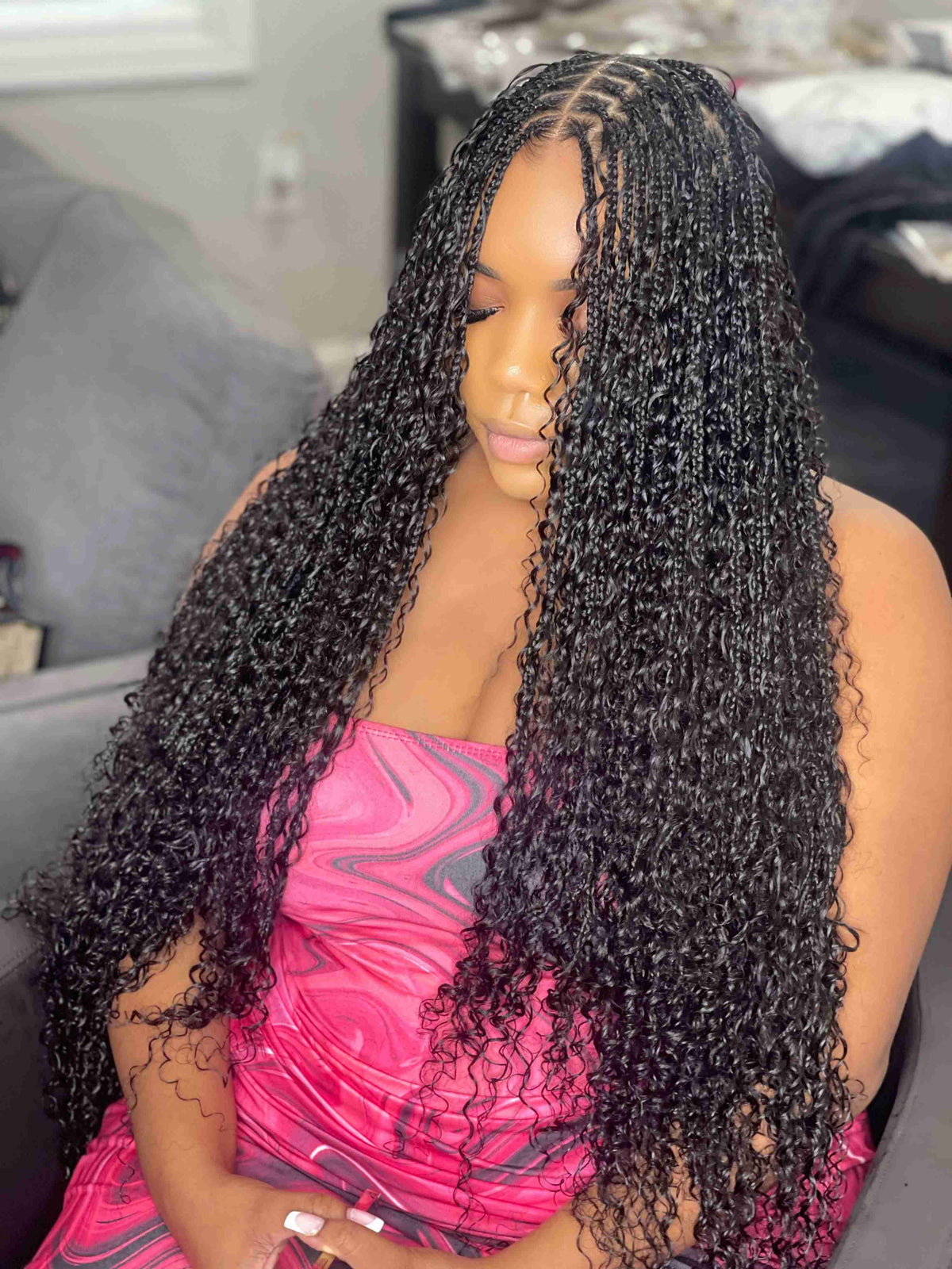 Deep Curls human hair bulk for braids styling.